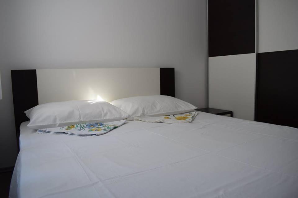 Apartmani Celjak Pag Town Εξωτερικό φωτογραφία