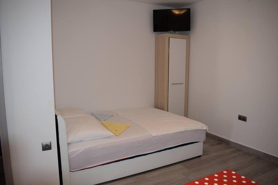 Apartmani Celjak Pag Town Εξωτερικό φωτογραφία
